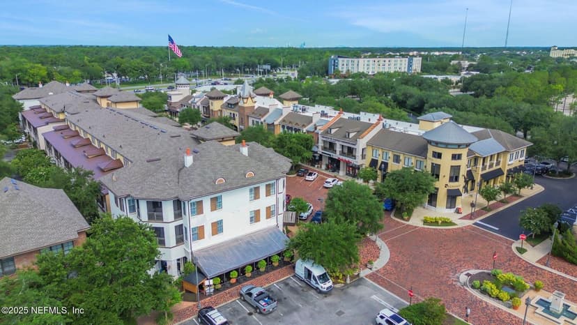 9823 TAPESTRY PARK Circle 102, Jacksonville, FL 32246