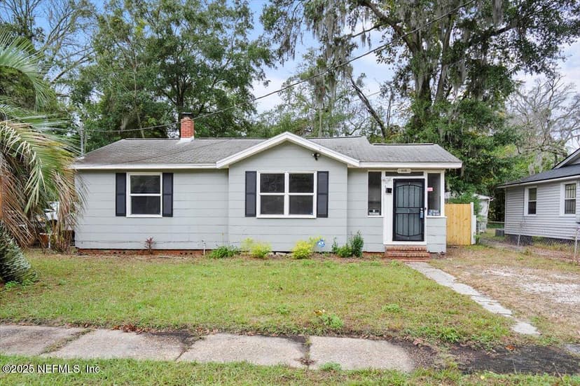 8126 PAUL JONES Drive, Jacksonville, FL 32208