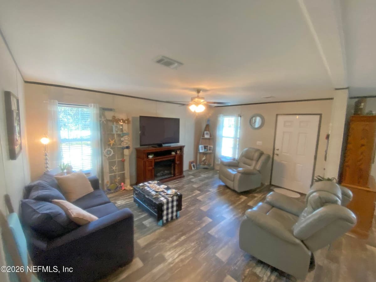 203 SW 5TH Avenue, Palatka, FL 32177, Palatka, FL - photo 2