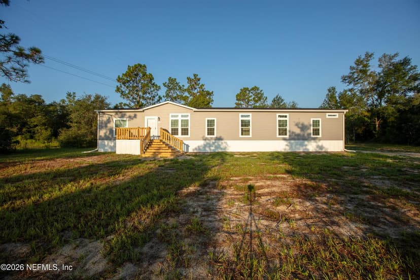 7662 MONONGAHELA Avenue, Keystone Heights, FL 32656
