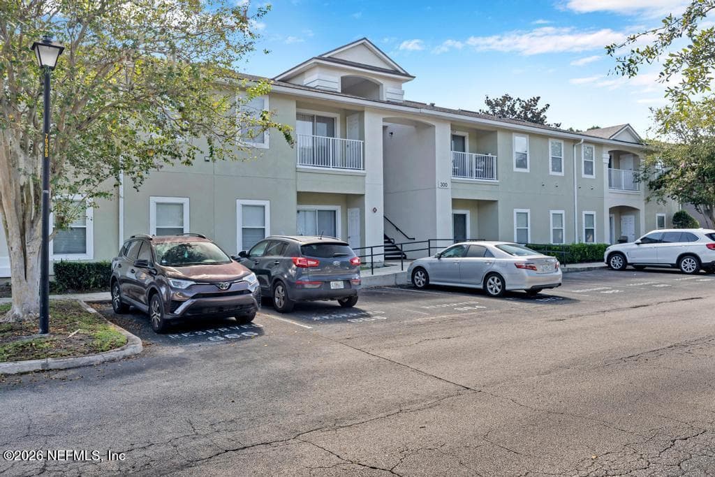 7920 MERRILL Road 306, Jacksonville, FL 32277