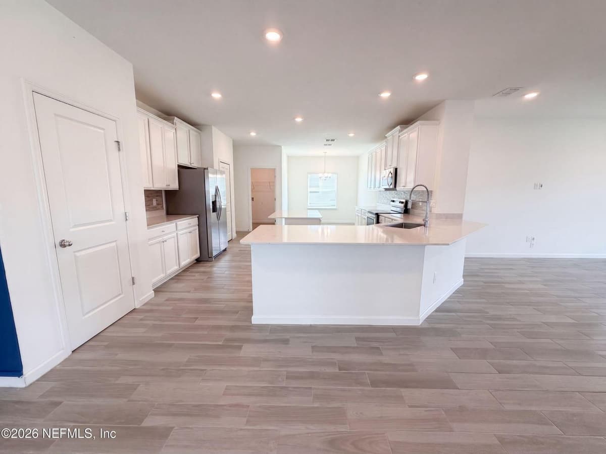 7233 CALAMINT Avenue, Jacksonville, FL 32219, Jacksonville, FL - photo 2