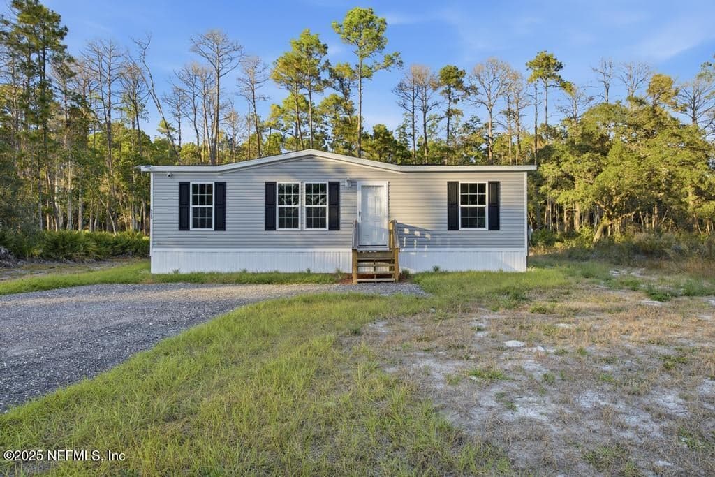 520 HICKORY NUT Trail, Satsuma, FL 32189, Satsuma, FL - photo 2