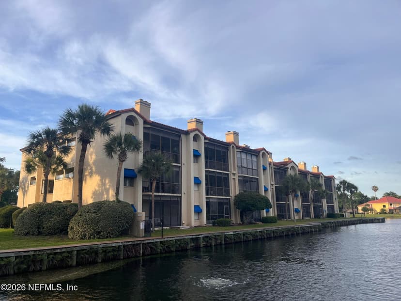 3820 LAVISTA Circle 113, Jacksonville, FL 32217