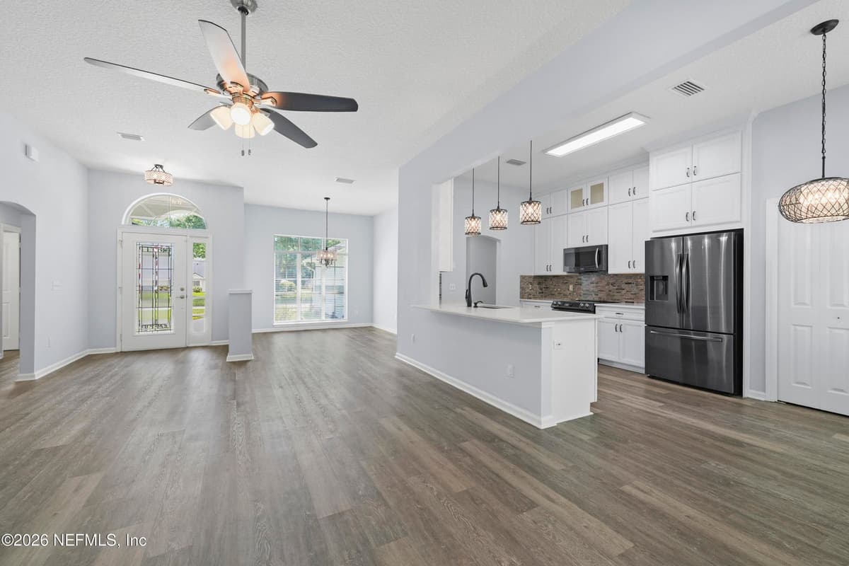 2154 SOFTWIND Trail W, Jacksonville, FL 32224, Jacksonville, FL - photo 2