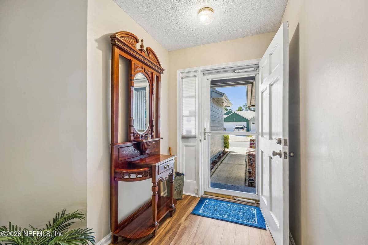 4071 LAURELWOOD Drive, Jacksonville, FL 32257, Jacksonville, FL - photo 2